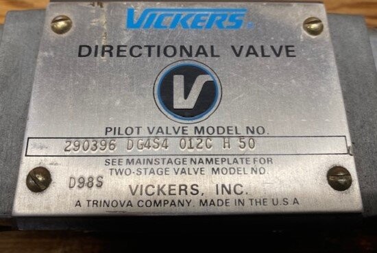 Vickers 290396 DG4S4 012C H50 Hydraulic Valve - Image 2
