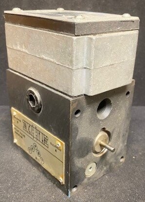 Vickers 427954 DG4S4LW 012C 50 Hydraulic Valve