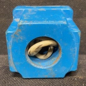 Vickers 633741 115/110V Solenoid - Image 3