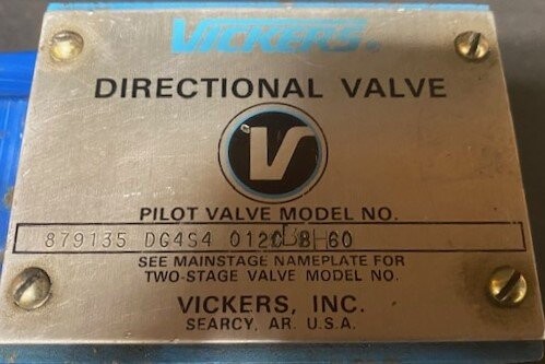 Vickers 879135 DG4S4 012CB8H60 Hydraulic Valve - Image 2