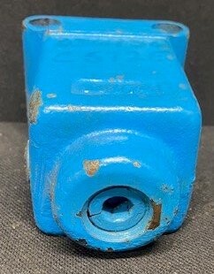 Vickers C572E Directional Control Hydraulic Valve - Image 3