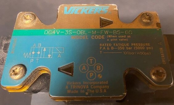 Vickers CG5 060A FM FW B5 100 Hydraulic Valve - Image 3