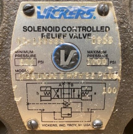 Vickers CG5100CCMFWB5P10 Hydraulic Valve - Image 2