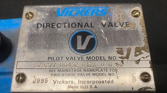 Vickers DG4S2-012A-UH60 Directional Hydraulic Valve - Image 4
