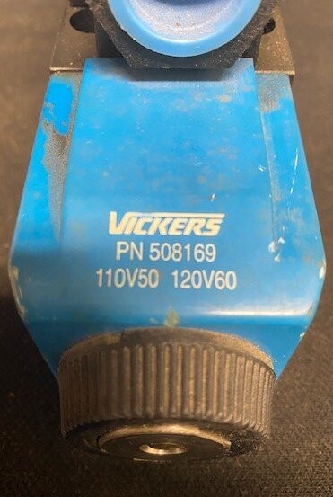 Vickers DG4V-3-2AL-M-FW-B6-60 Hydraulic Valve - Image 3
