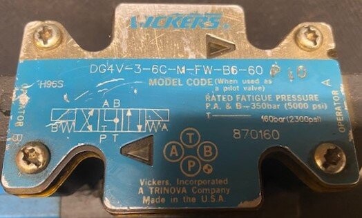 Vickers DG4V-3-6C-M-FW-B6-60 Hydraulic Valve - Image 2