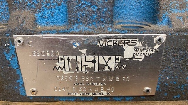 Vickers DG5S-8-33C-TMWB-20 Hydraulic Valve - Image 3