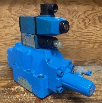 Vickers KFDG5V-2C300NEX-VM-U1-H1-12 Proportional Directional Valve