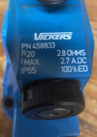 Vickers KFDG5V-2C300NEX-VM-U1-H1-12 Proportional Directional Valve - Image 4