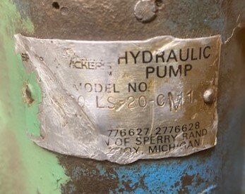 Vickers PVB20-LS-20-CM-11 Hydraulic Piston Pump - Image 2