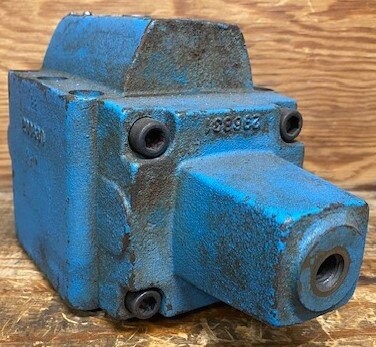 Vickers RCG 10 D4 30 Hydraulic Valve
