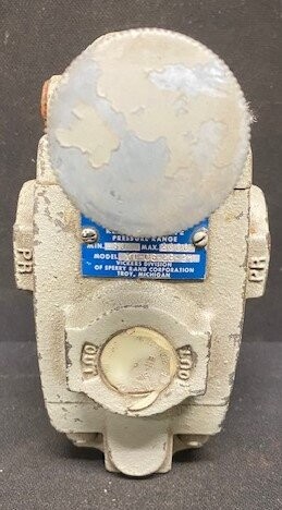 Vickers XT-06-2B-21 Hydraulic Valve - Image 3