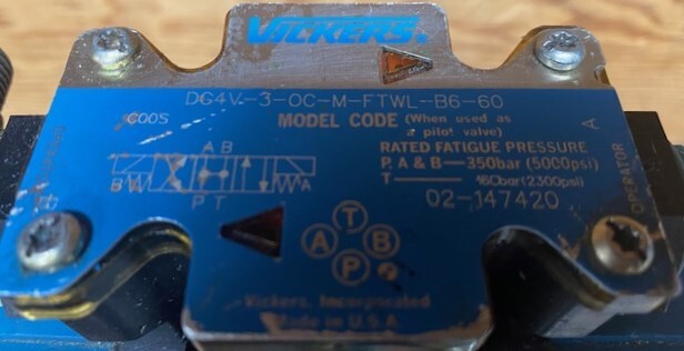 Vickers DG4V-3-0C-M-FTWL-B6-60 Pilot Valve on Valve Assembly - Image 2