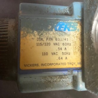 Vickers DG4V-3-2A-L-M-W-B-40 Hydraulic Directional Control Valve - Image 3