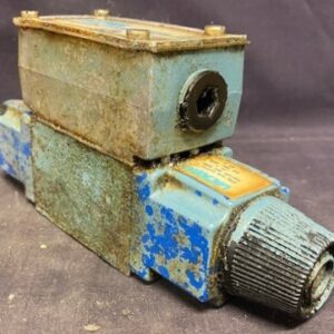 Vickers DG4V-3-2C-M-W-B-40 Directional Control Valve