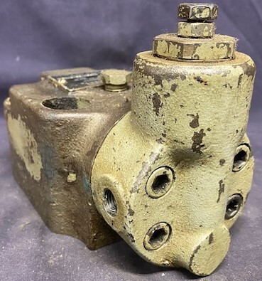 Vickers URG1-06-C-12 Hydraulic Discharge Valve - Image 4