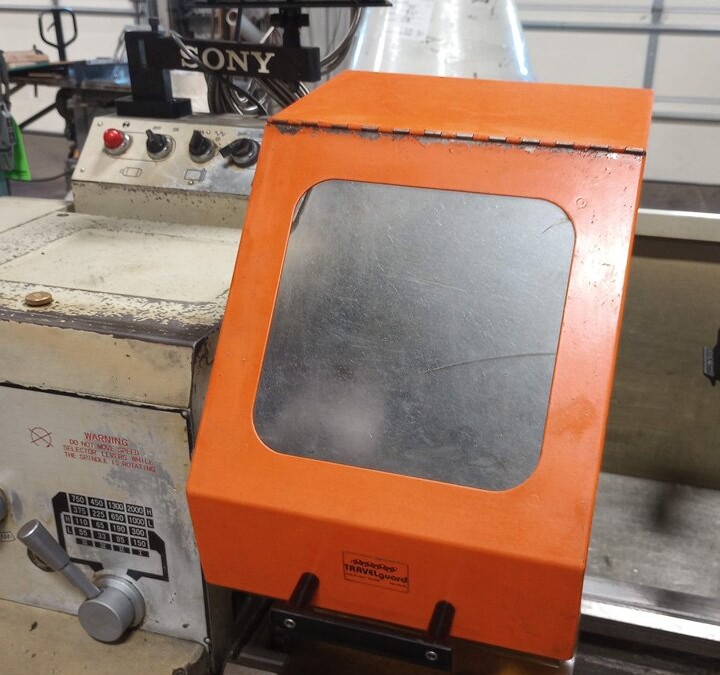 Victor 1660B Engine Lathe - Image 3