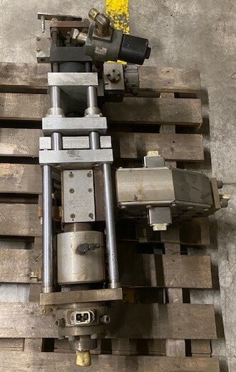 W. Mueller H2/60-180-PVC-1-K 2x180mm Dual Blow Mold Machine Head