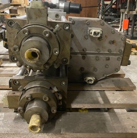 W. Mueller H2/60-180-PVC-1-K 2x180mm Dual Blow Mold Machine Head - Image 2