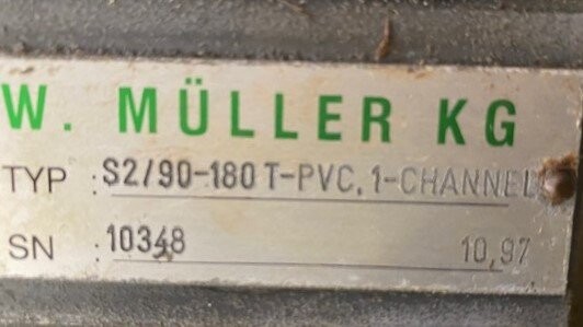 W. Mueller S2/90-180T-PVC.1-Channel 2x180mm Blow Mold Machine Head - Image 4