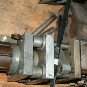 W. Mueller Unknown Model 3x85 Blow Mold Machine Head