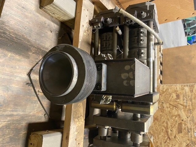 W. Mueller QTM 2x160mm PVC Blow Mold Machine Head - Image 3