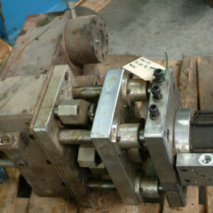 W. Mueller S3/35-100 P-PE, ReCo3 Blow Mold Machine Head