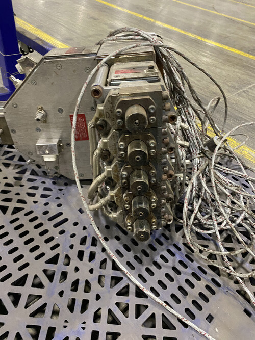 W. Mueller S5/25-60T-PE, TK, 1K 5x60mm Blow Mold Machine Head - Image 2