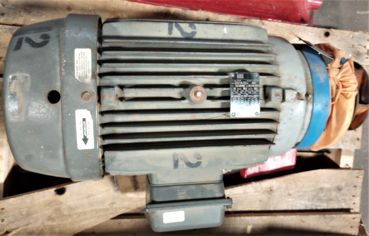 WEG 02536E3E256JM 25 HP Pump Motor - Image 2