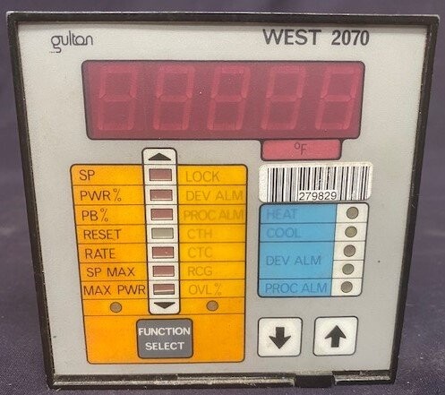 West-Gultan 2070 Temperature Controller - Image 2