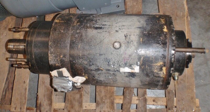 World Energy Systems Technology MF-67 Hydraulic Drive - Image 3