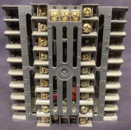 West P4101 Temperature Controller - Image 4