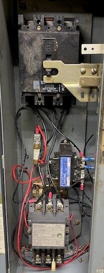 Westinghouse B204J1AAAC Enclosed Safety Switch - Image 2