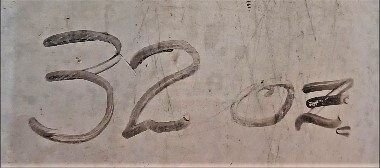 Whink Unknown Model 32 oz Cylinder Bottle Blow Mold - Image 2