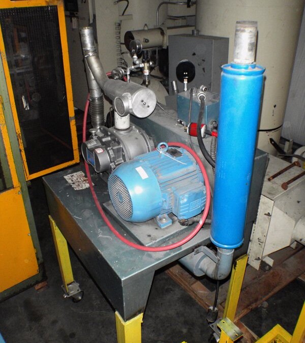 AEC-Whitlock 5/12-Model Vacuum Pump - Image 2